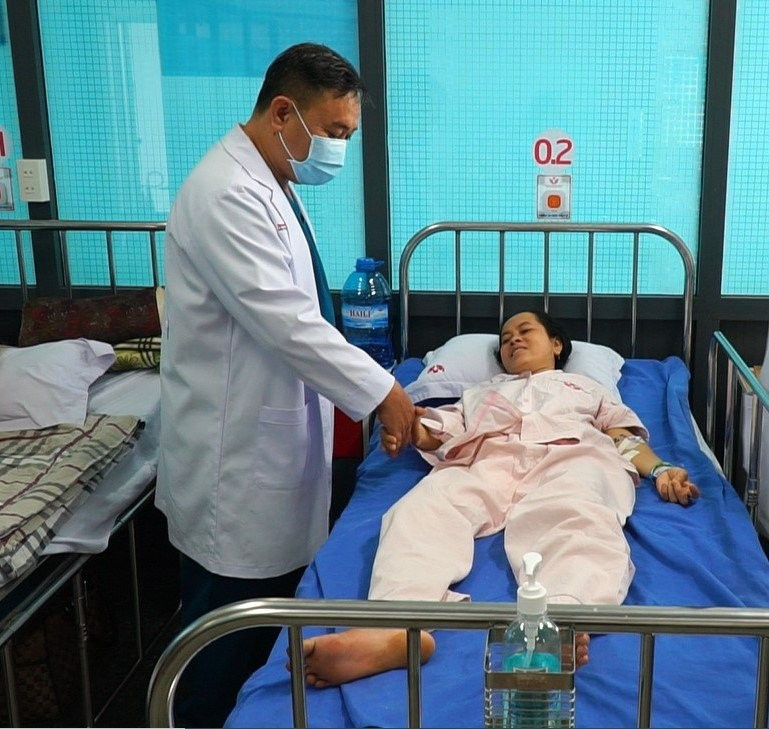 Mang tia hy vọng giúp người phụ nữ khó khăn mắc bệnh tim được giữ lại đôi chân