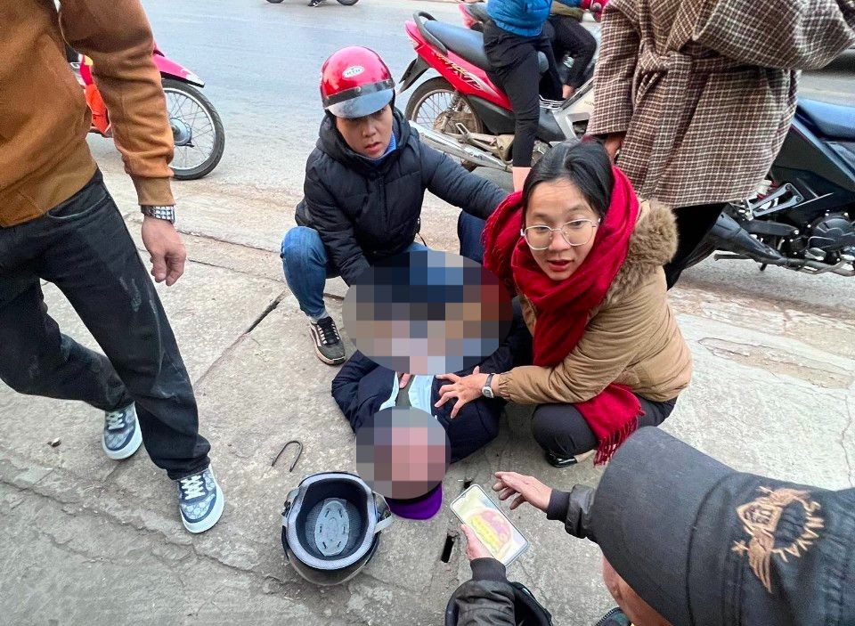 Nghệ An: Kịp thời cứu sống người đàn ông đột quỵ ngã giữa đường