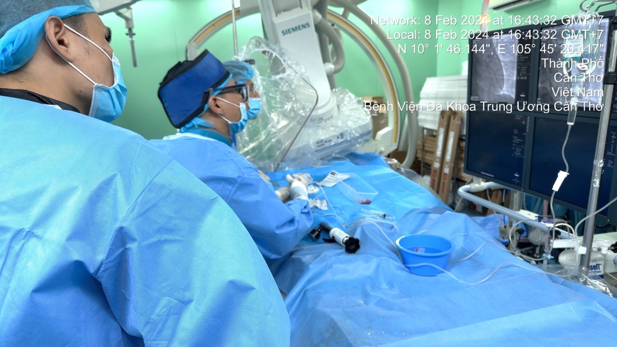 Cần Thơ: Hy hữu cứu sống thanh niên nhồi máu cơ tim sau tai nạn giao thông, y văn chỉ có vài ca