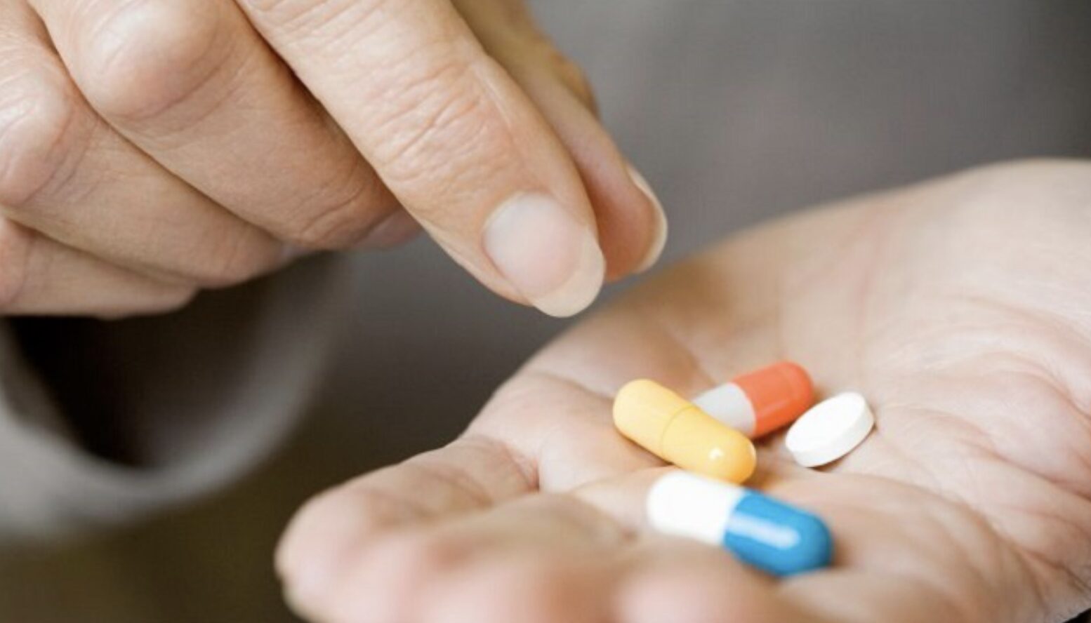 Huyết áp xuống thấp sau khi uống viên concor 5mg, có cần giảm liều?