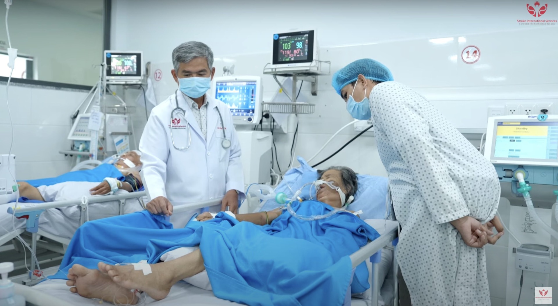 Cứu sống bệnh nhân Campuchia về Việt Nam điều trị đột quỵ cầm chắc 9 phần chết