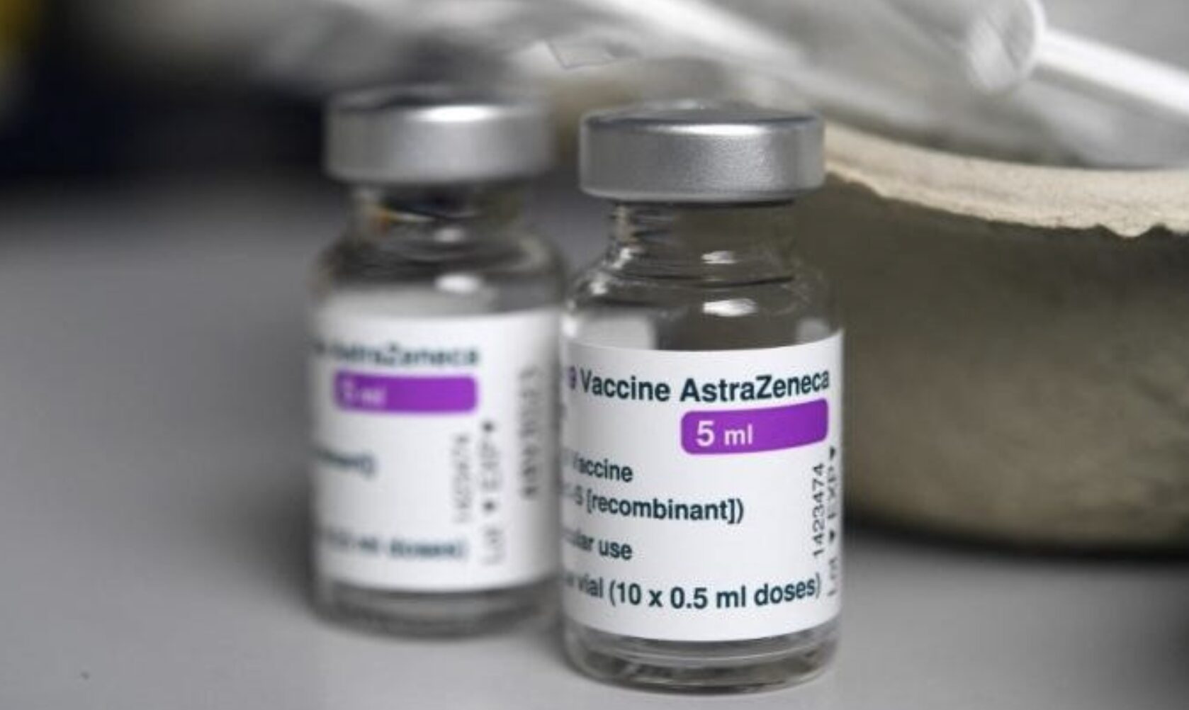 Bộ y tế chính thức lên tiếng về thông tin vaccine AstraZeneca COVID-19 có gây ra tác dụng phụ hay không