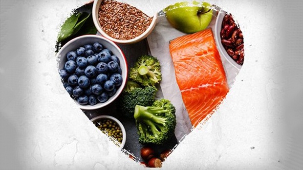 Cần kiêng những loại thức ăn gì sau phẫu thuật thay van tim?