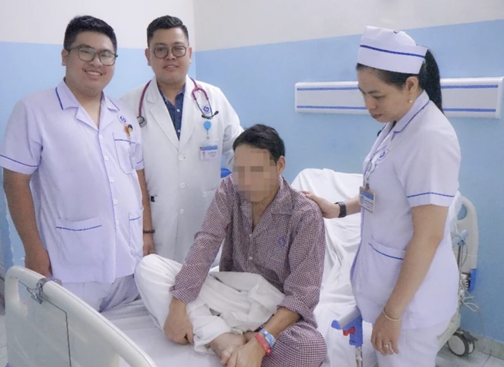 TPHCM: Người đàn ông đột ngừng thở, suýt đột tử trong lúc đang uống cà phê