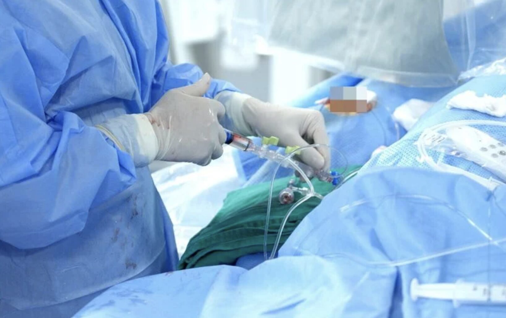 Hà Nội: Người đàn ông bị nhồi máu cơ tim sau buổi nhậu cùng bạn bè