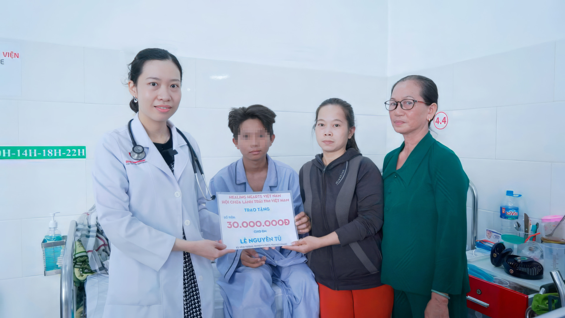 Bé trai 14 tuổi đột quỵ xuất huyết não do chủ quan với các triệu chứng thường gặp