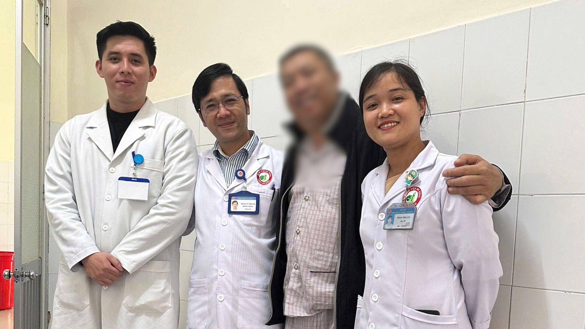 Người đàn ông ngừng tim được cấp cứu thành công tại Bệnh viện Đa khoa Lâm Đồng