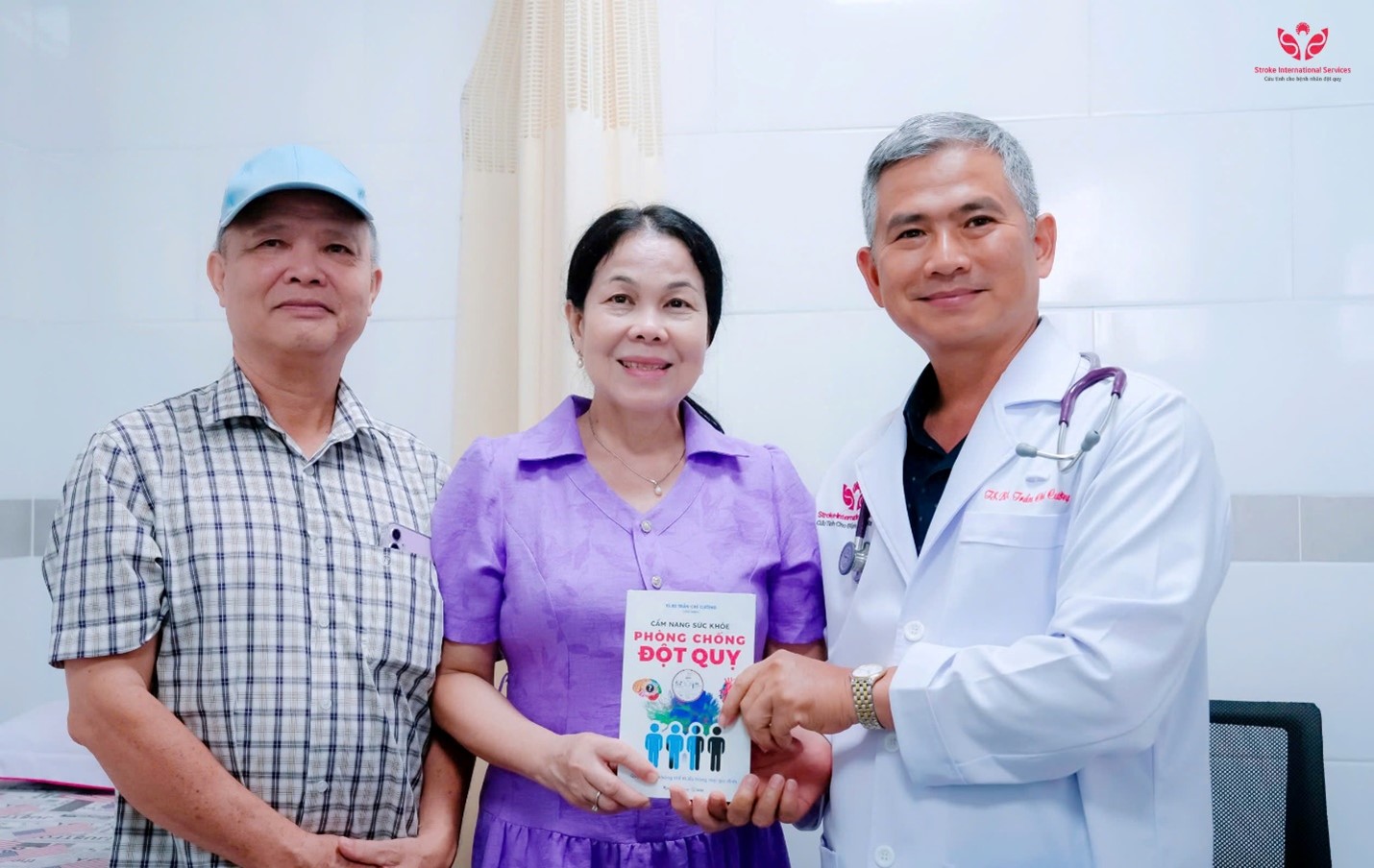 Hành trình gần 20 năm chữa khỏi túi phình mạch máu não khổng lồ