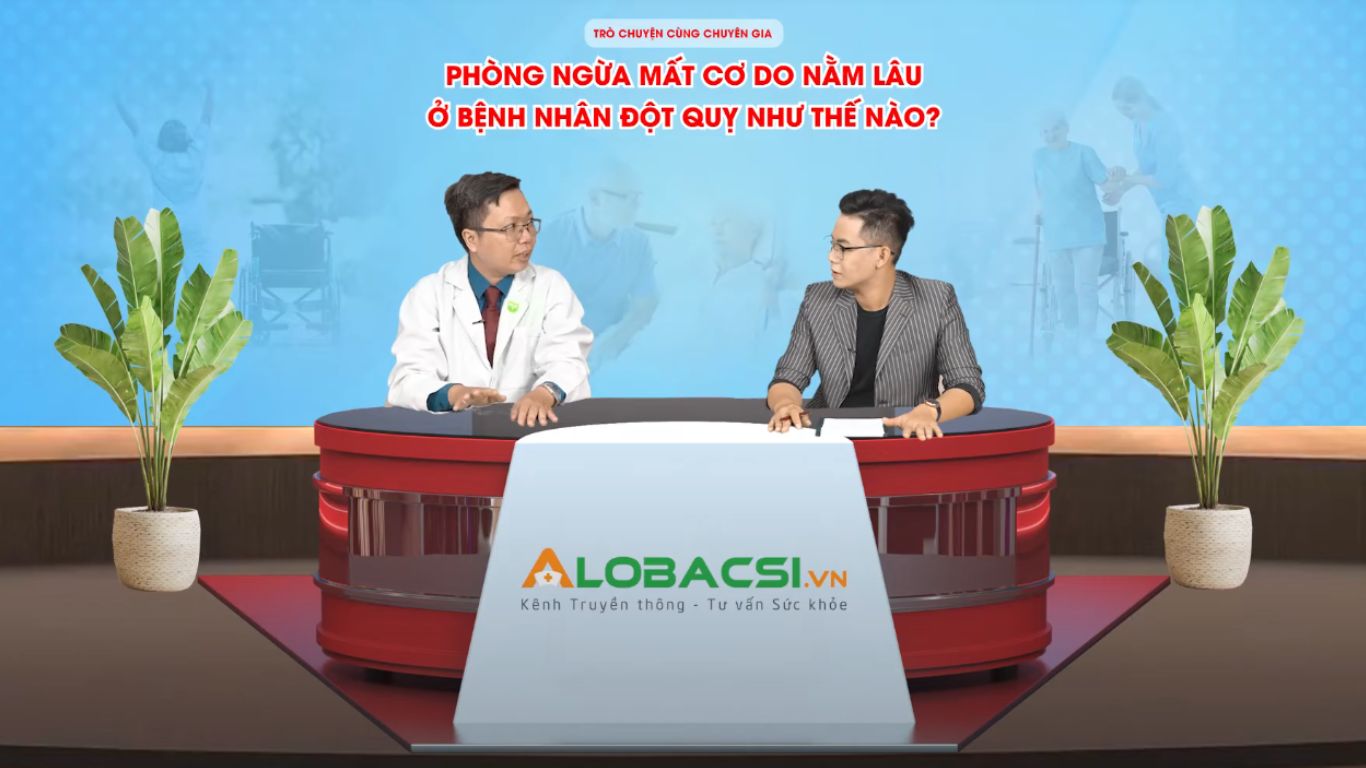 Tập vật lý trị liệu ngay sau đột quỵ để phòng ngừa mất cơ