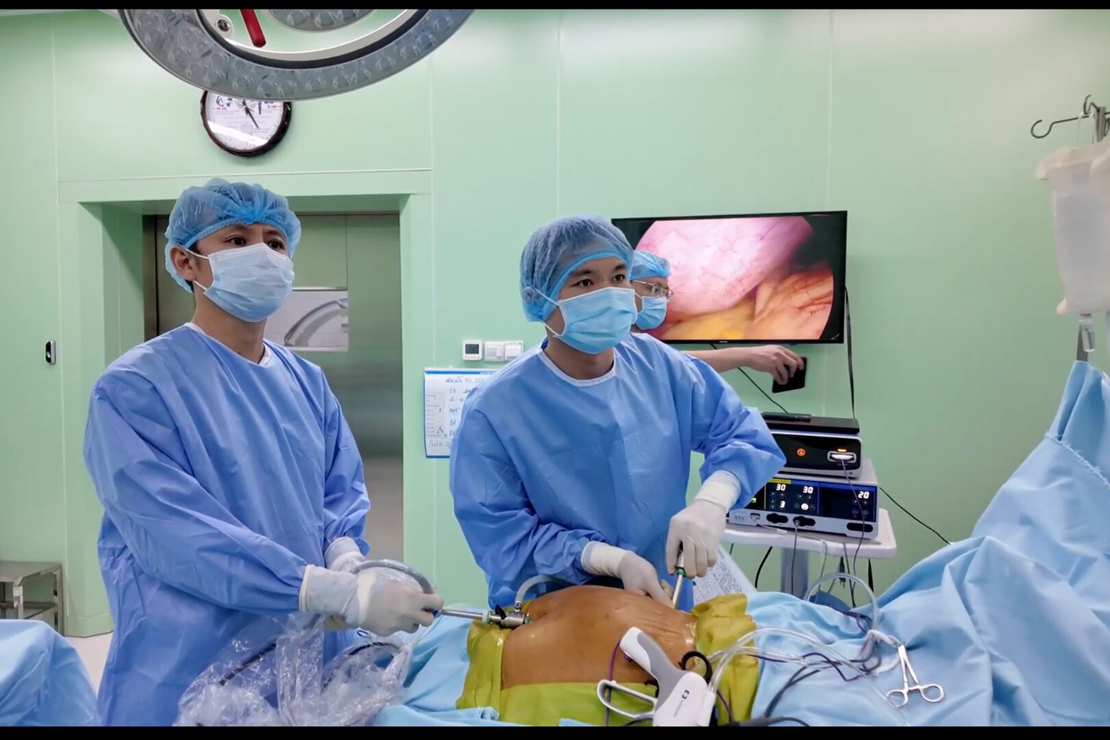 Hi hữu: Nhập viện vì tai biến nhưng phát hiện cùng lúc 2 bệnh ung thư hiếm gặp