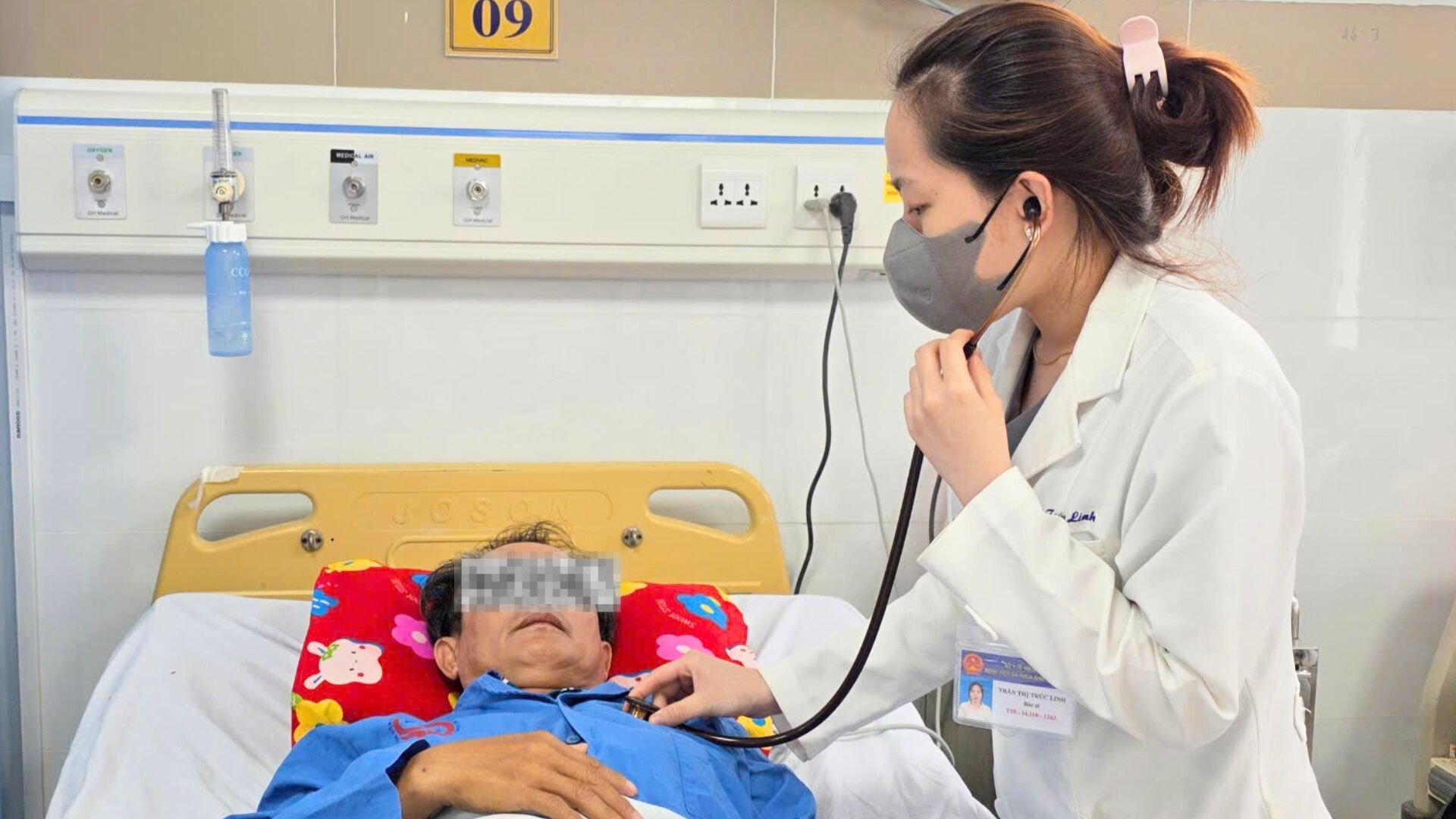 BV ĐKKV tỉnh An Giang cứu sống bệnh nhân vỡ phình mạch não nhờ can thiệp nội mạch