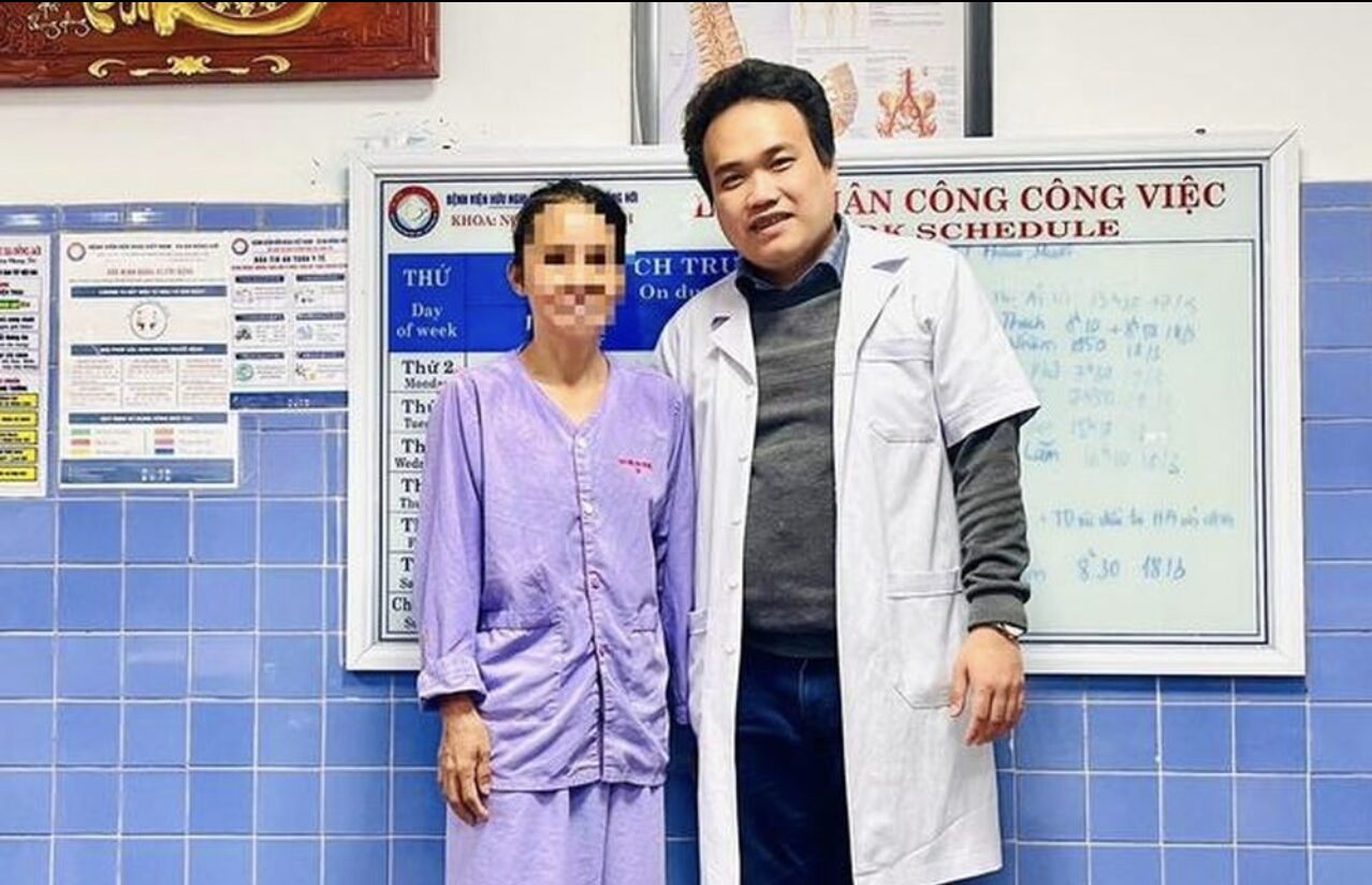 Cứu sống người phụ nữ nghèo bị túi phình não hiếm bằng vi phẫu thần kinh
