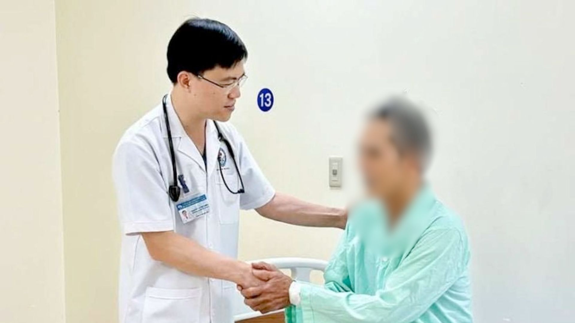 Hồi sinh ngoạn mục cho người đàn ông ngừng tim 3 lần