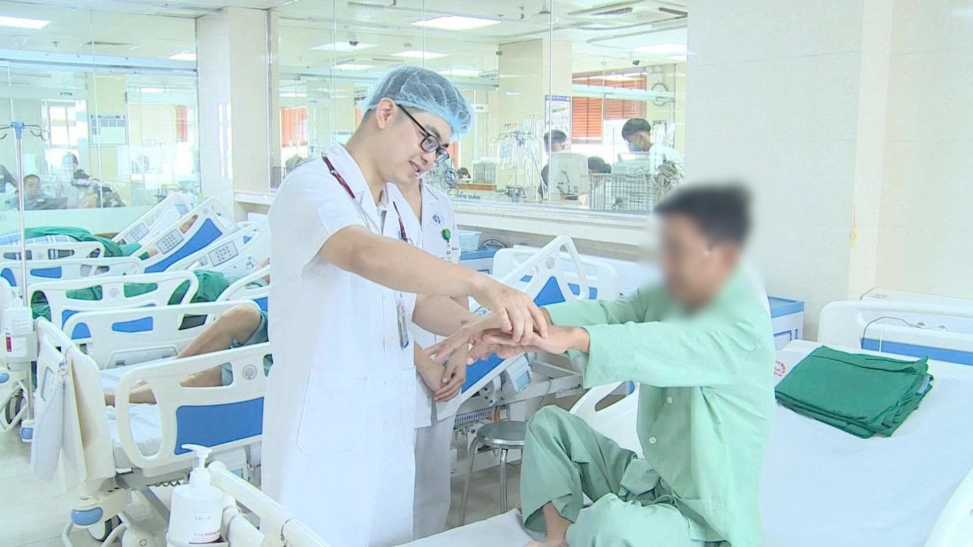 Phú Thọ: Cứu sống người đàn ông bị đột quỵ khi đang uống rượu tại nhà nhờ mạng lưới cấp cứu kết nối tuyến cơ sở