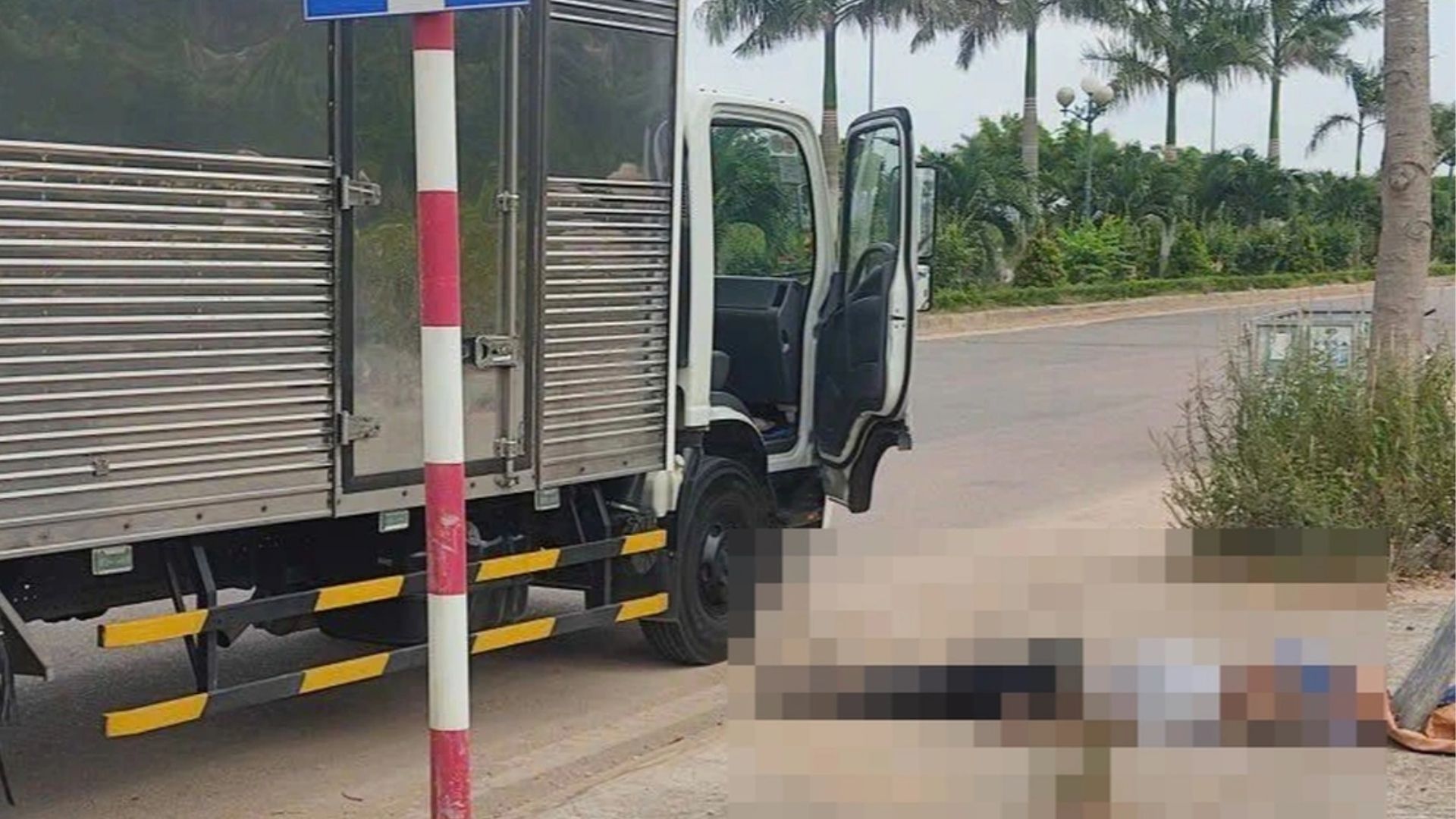 Gia Lai: Tài xế 34 tuổi nghi bị đột quỵ, tử vong trên vỉa hè