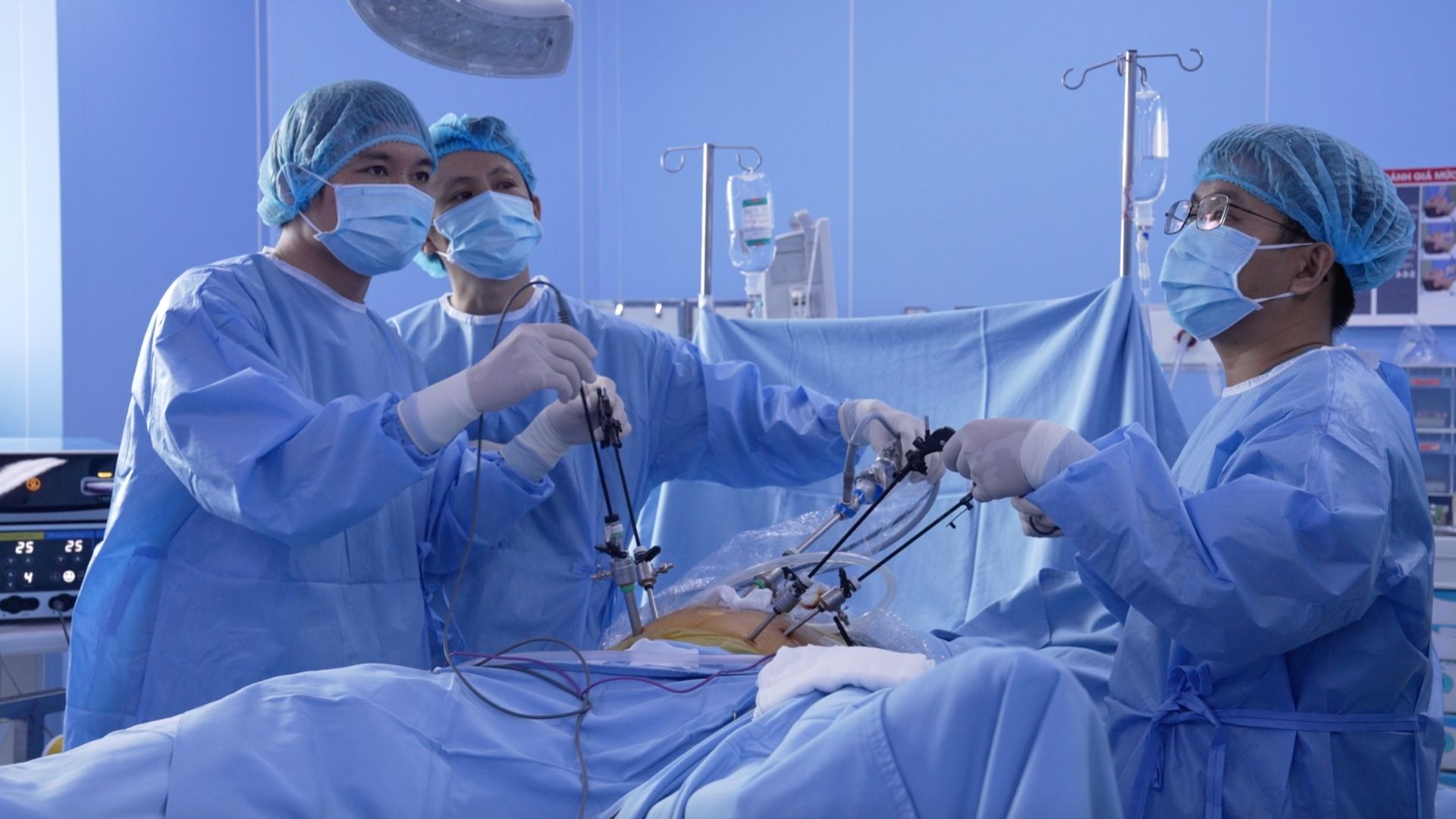 Phát hiện ung thư dạ dày khi tái khám sau điều trị đột quỵ