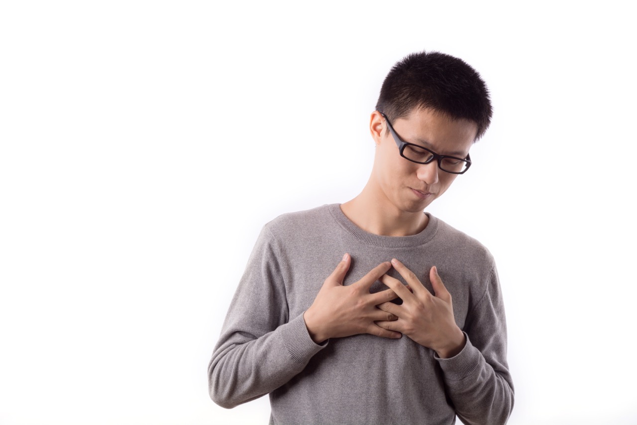 Đừng để một cơn đau ngực bất ngờ lấy đi mạng sống của bạn