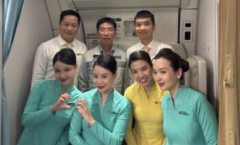 https://benhdotquy.net/bac-si-kip-thoi-ho-tro-hanh-khach-co-dau-hieu-liet-mat-tren-chuyen-bay-ha-noi-paris/